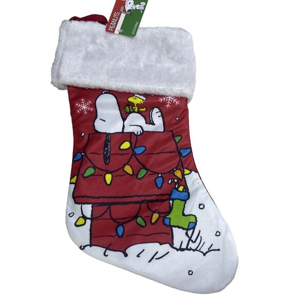 Lot 2 NEW PEANUTS CHRISTMAS STOCKING SNOOPY WOODSTOCK DOG HOUSE RED 15" FAUX FUR - Picture 1 of 6